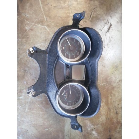 PIAGGIO 125 XEVO COMPTEUR 66689KMS