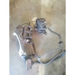 PIAGGIO 125 XEVO PAIRE ETRIER AV